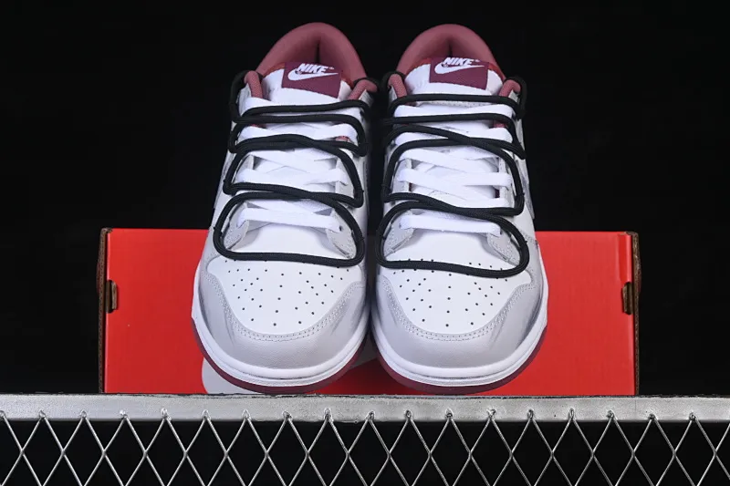 All categories Nk SB Dunk Series Nk SB Dunk Low High-end customized low-top sneakers Nike SB Dunk Low straps Anniversary high-end customized low-top casual sneakers DV0833-112